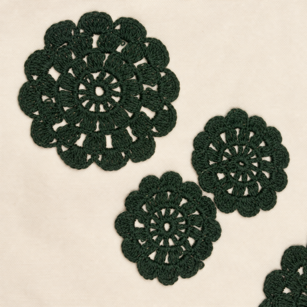 Detalle de las flores de crochet
