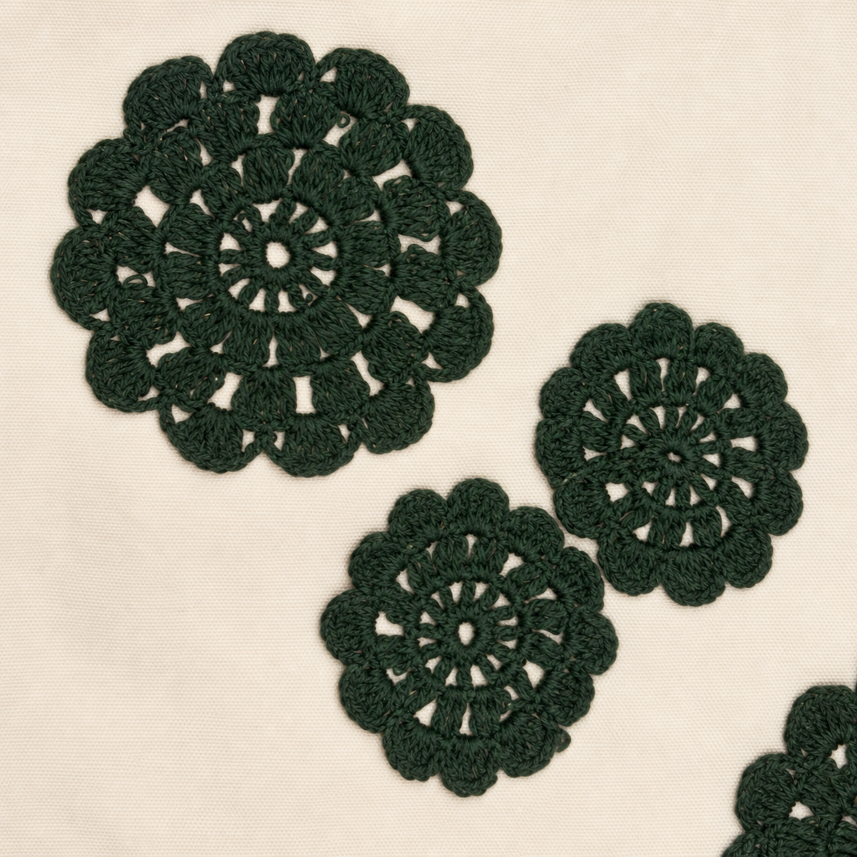 Detalle de las flores de crochet