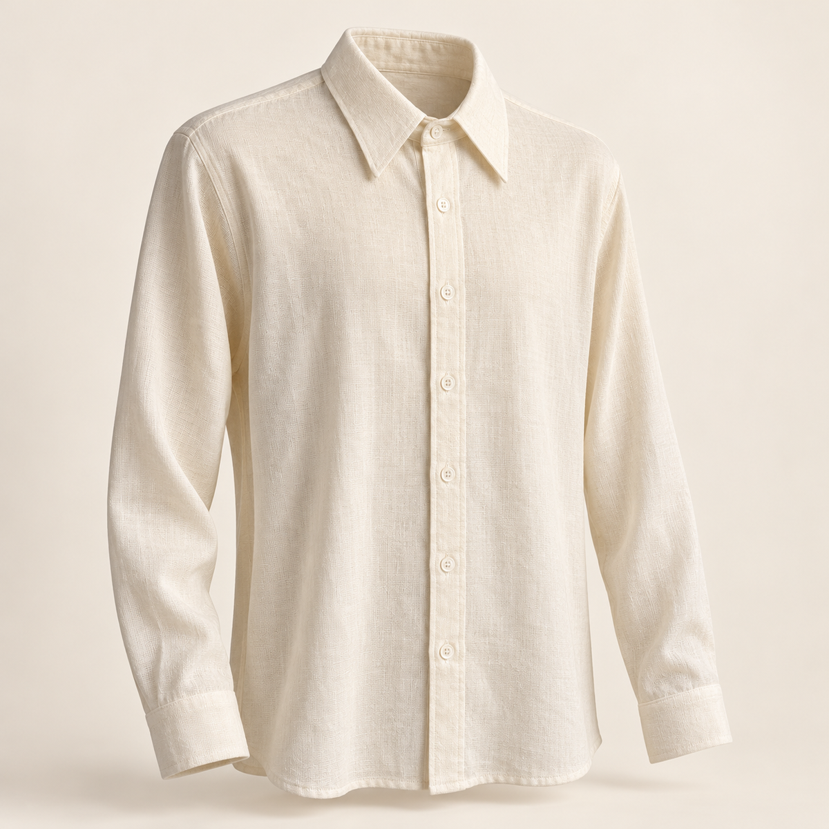 Camisa de hombre cuello italiano, vista en ángulo