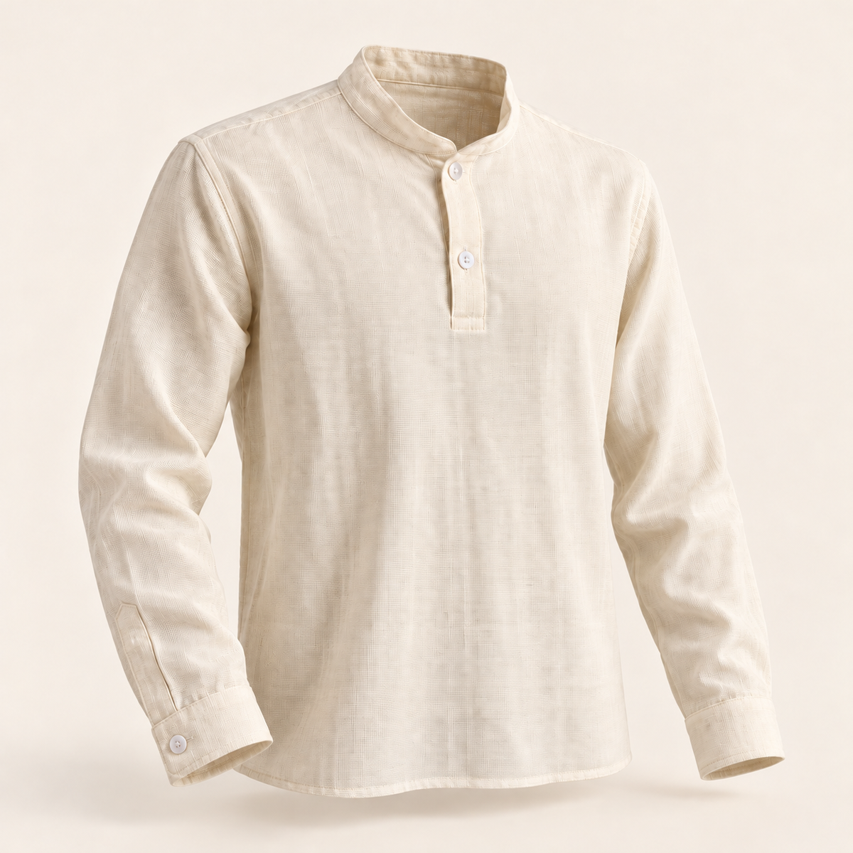 Camisa cuello mao cerrada, vista en ángulo