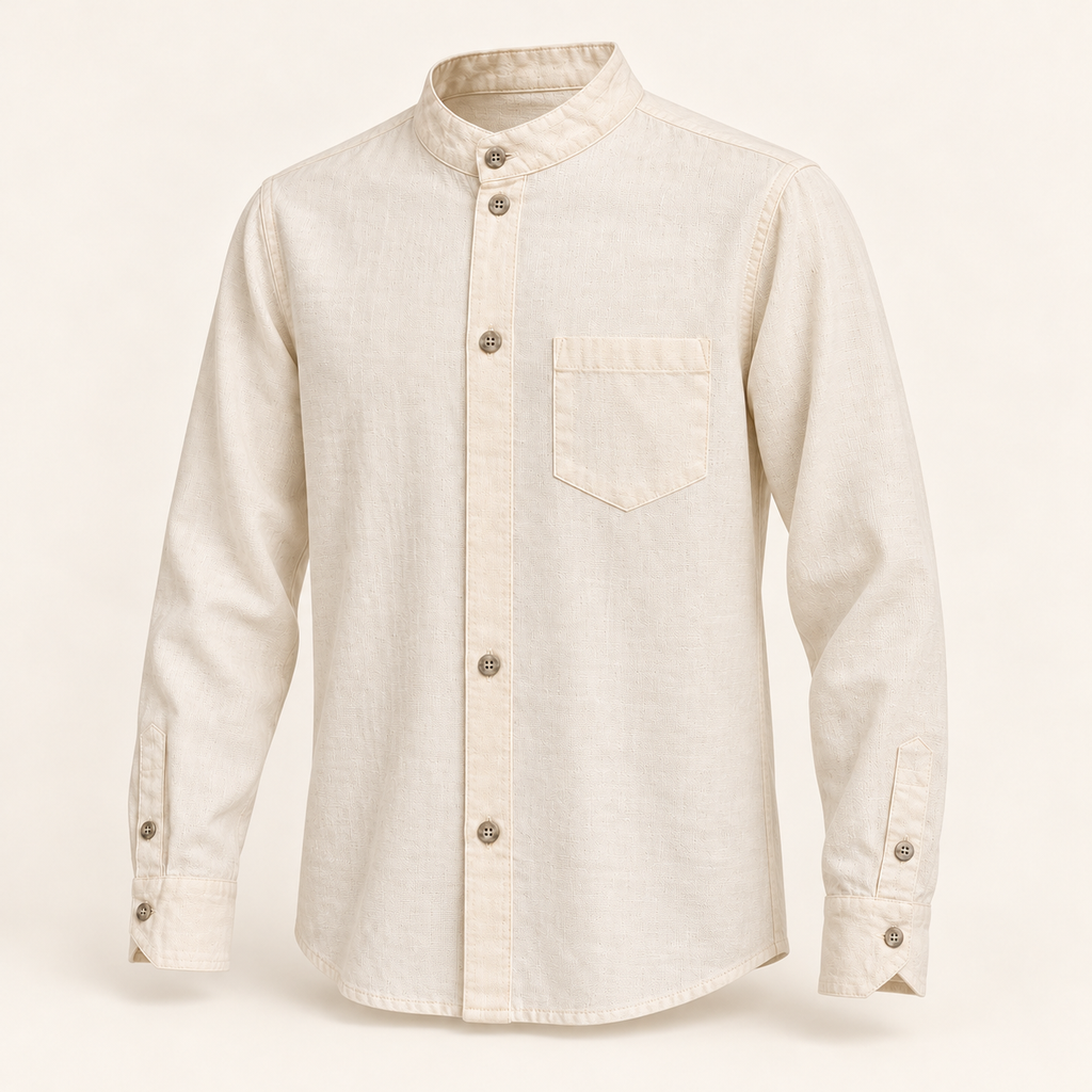 Camisa cuello mao con bolsillo, vista en ángulo