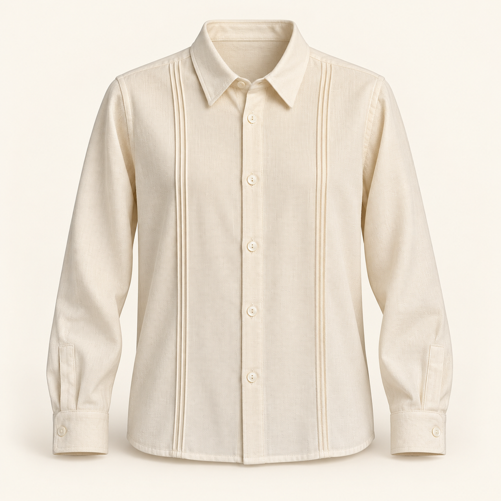 Camisa de hombre cuello italiano con alforzas verticales, vista frontal