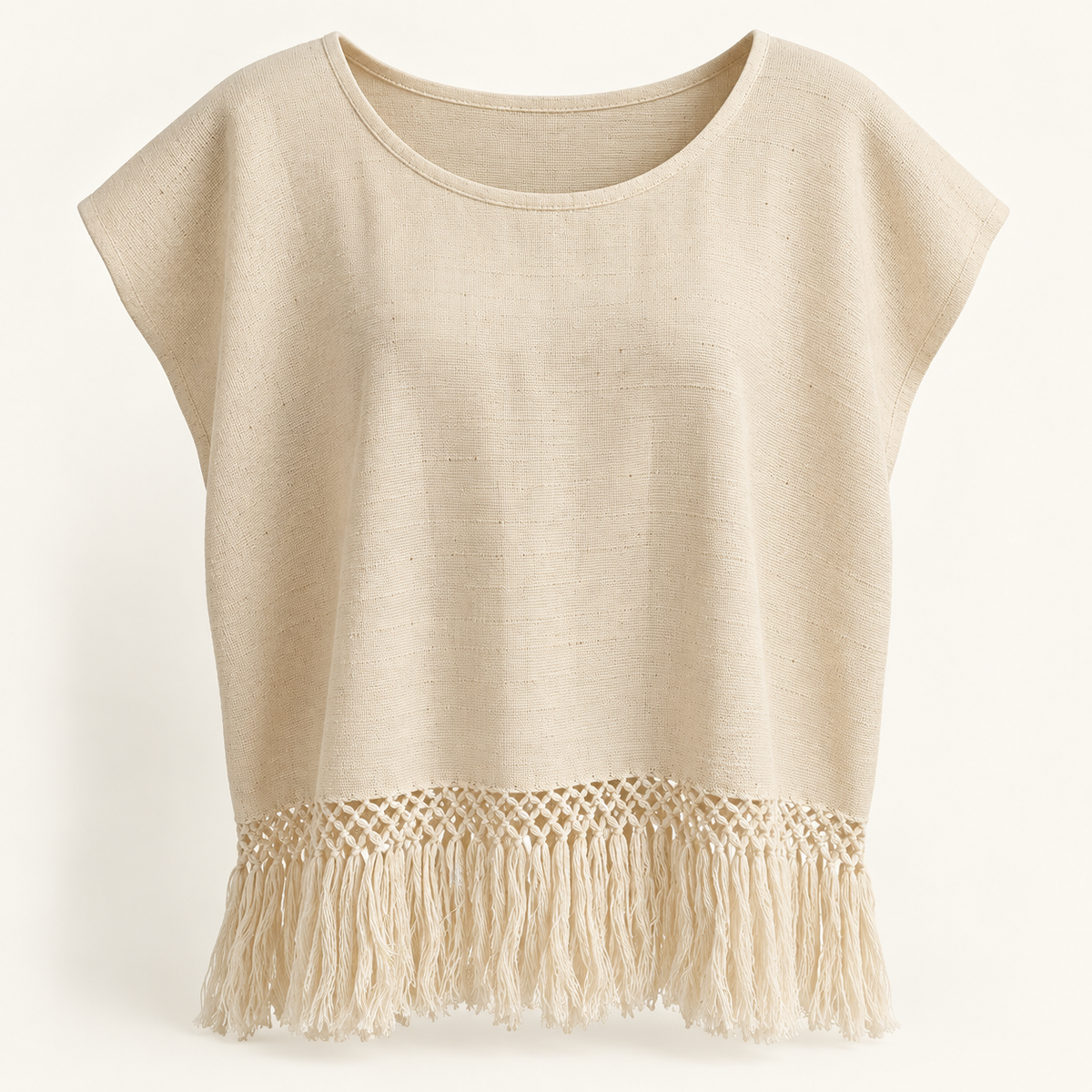 Blusa de cuello abierto con calado y flecos, vista frontal
