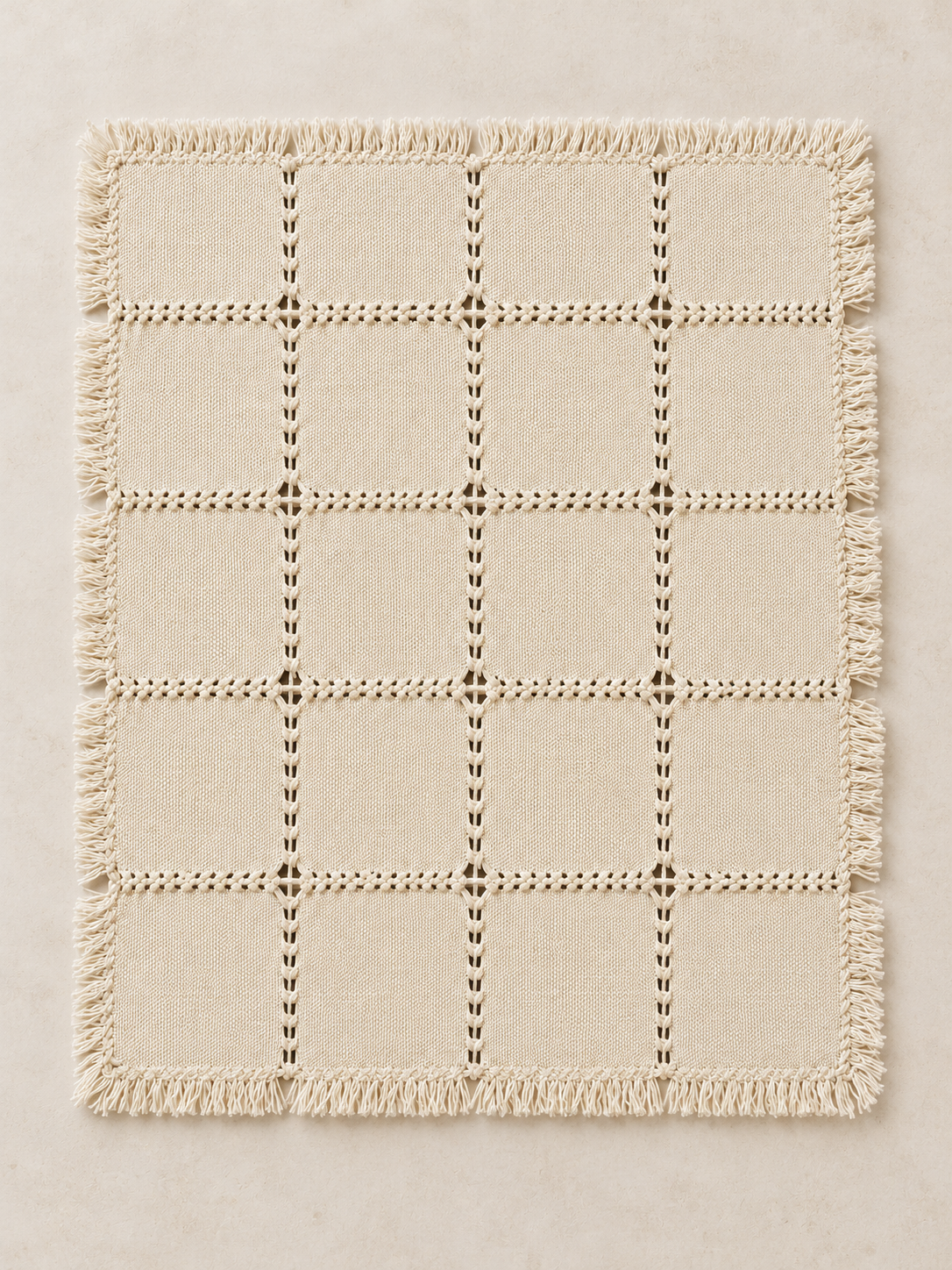 Mantel individual multideshilado 4×5: vista adicional (imagen ilustrativa creada con IA)
